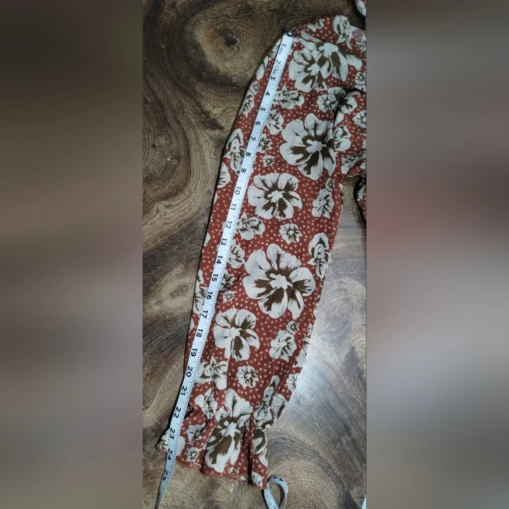 Shein Floral Rust Blouse Size (M)